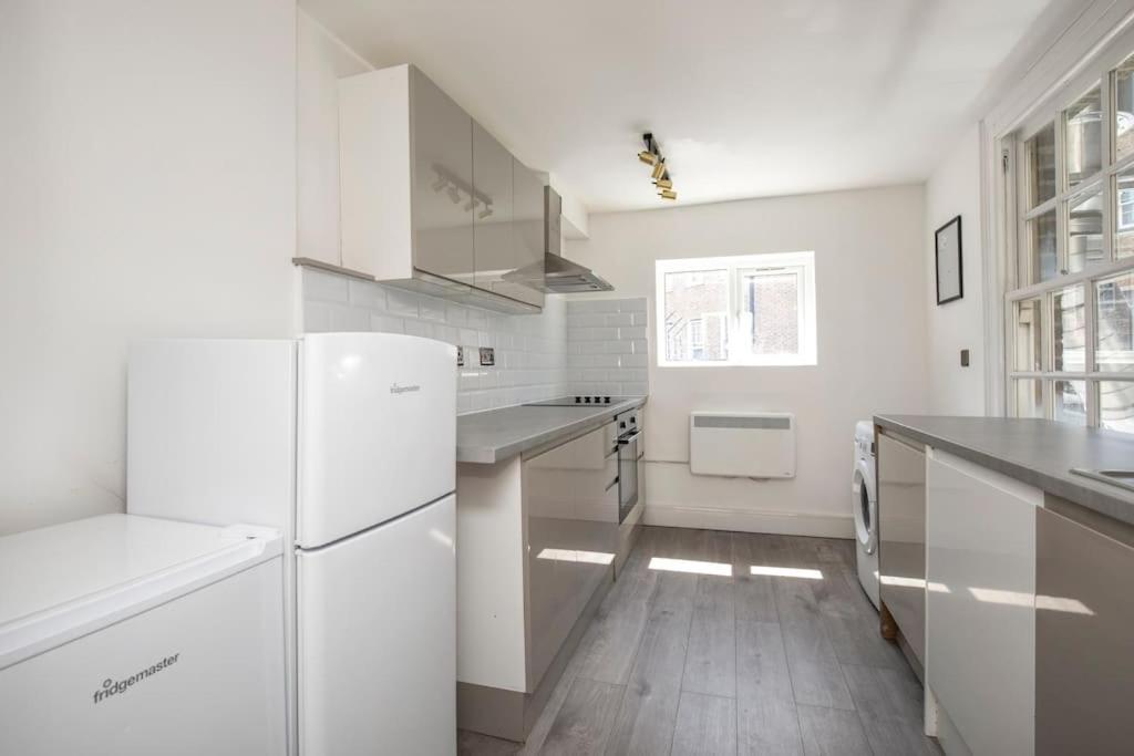 Spacious Serenity In The Heart Of Central Londres Exterior foto